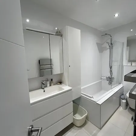 Appartement Jardin Sur La Pointe Croisette Luxe En Bord De